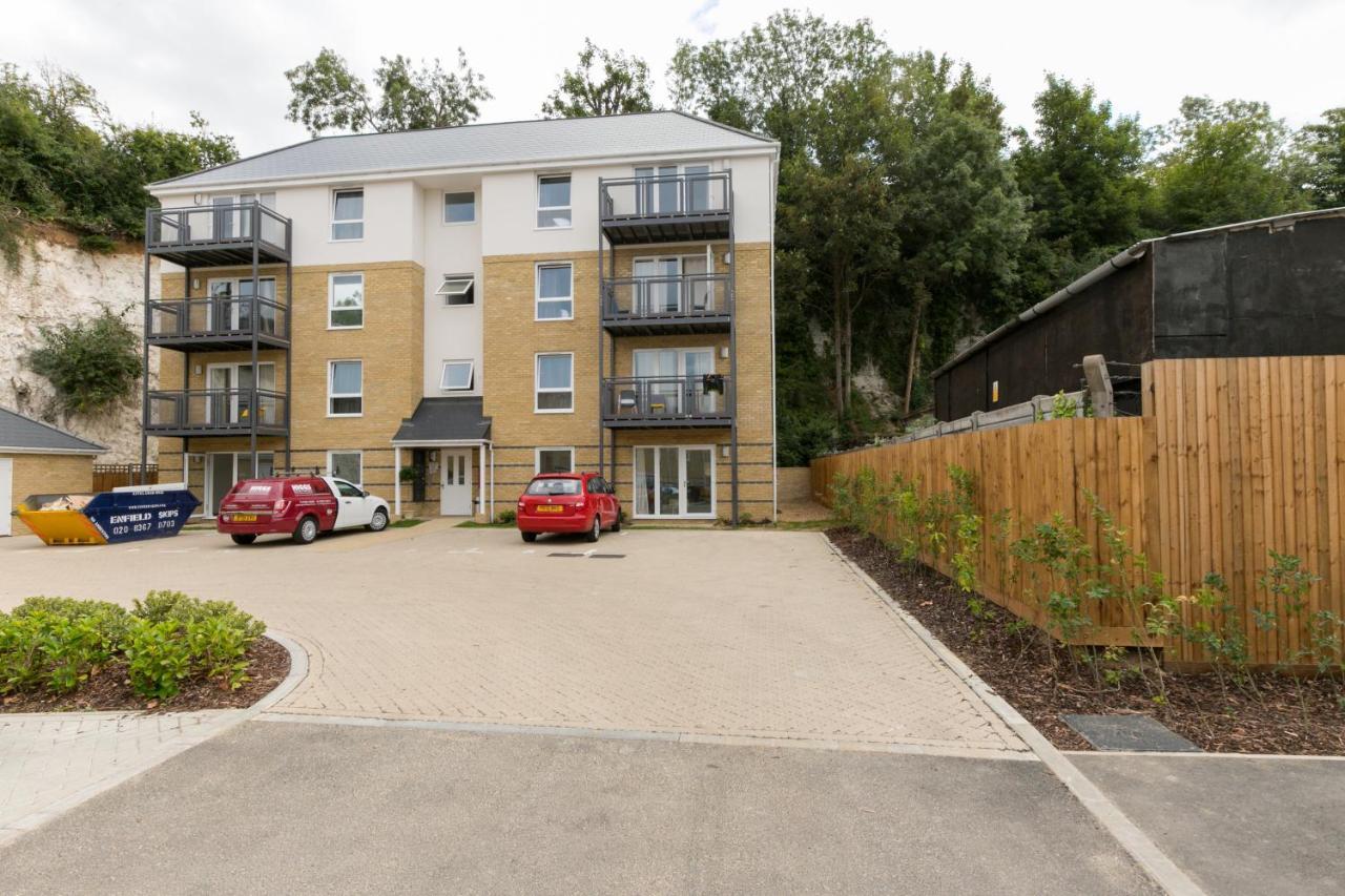 Hertford Serviced Apartments Ware Exterior photo