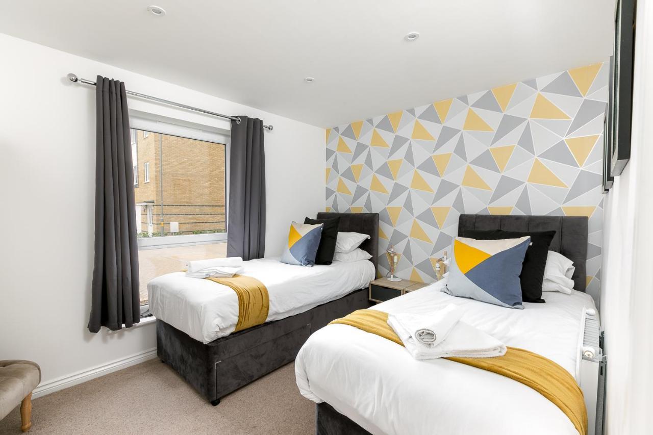 Hertford Serviced Apartments Ware Exterior photo