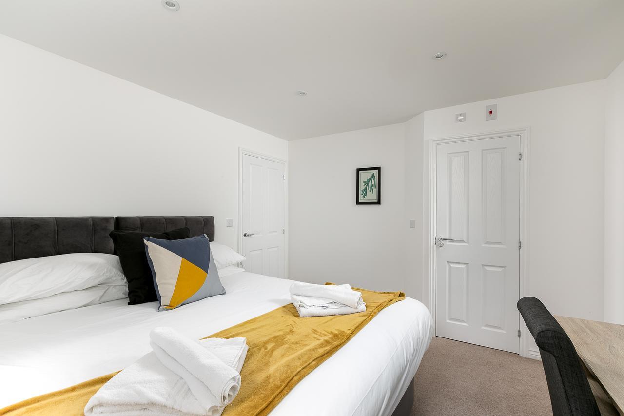 Hertford Serviced Apartments Ware Exterior photo